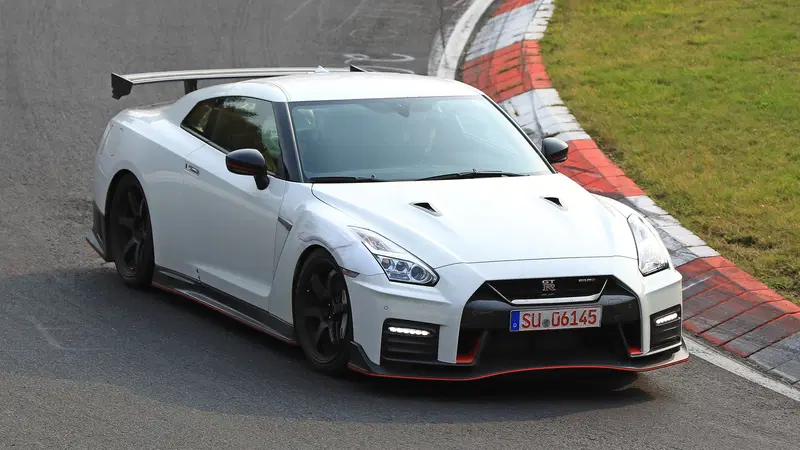 Nissan GT-R NISMO, in arrivo l'arma per il 2018