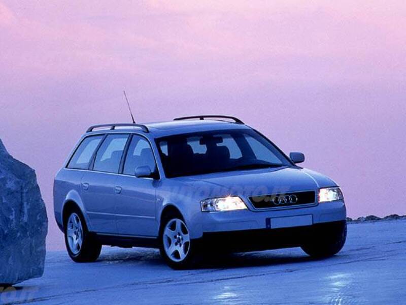 Audi A6 Avant 1.8 T 20V cat quattro Ambiente 