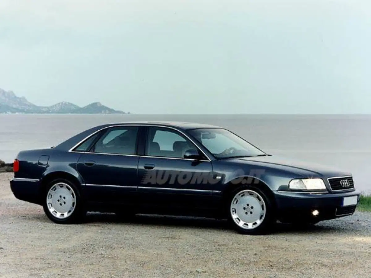 Audi A8 2.5 TDI V6 cat quattro Tiptronic