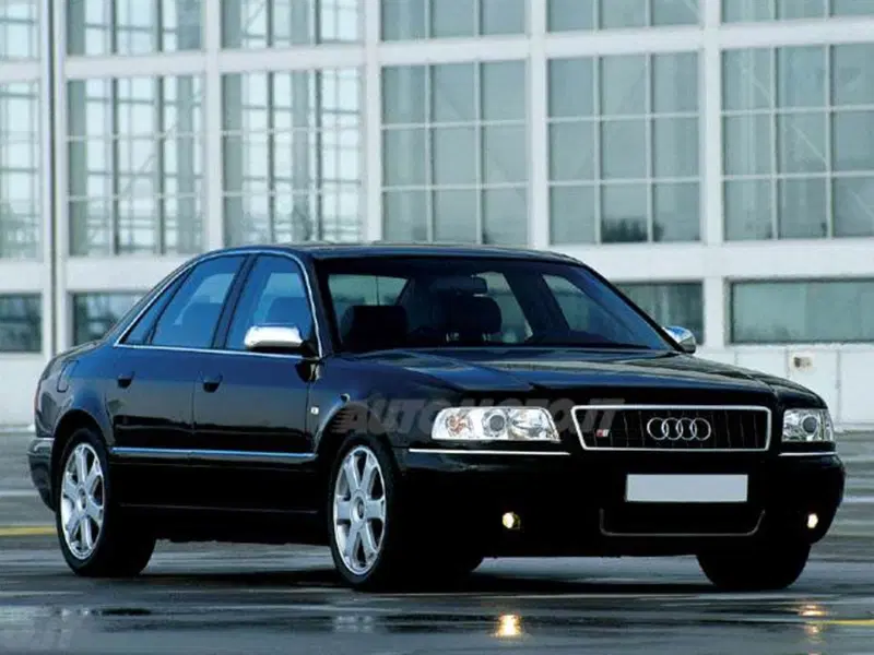 Audi S8 4.2 V8 40V cat quattro