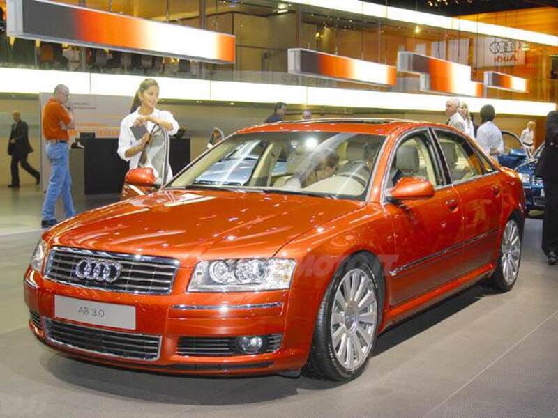 Audi A8 3.0 V6 multitronic 