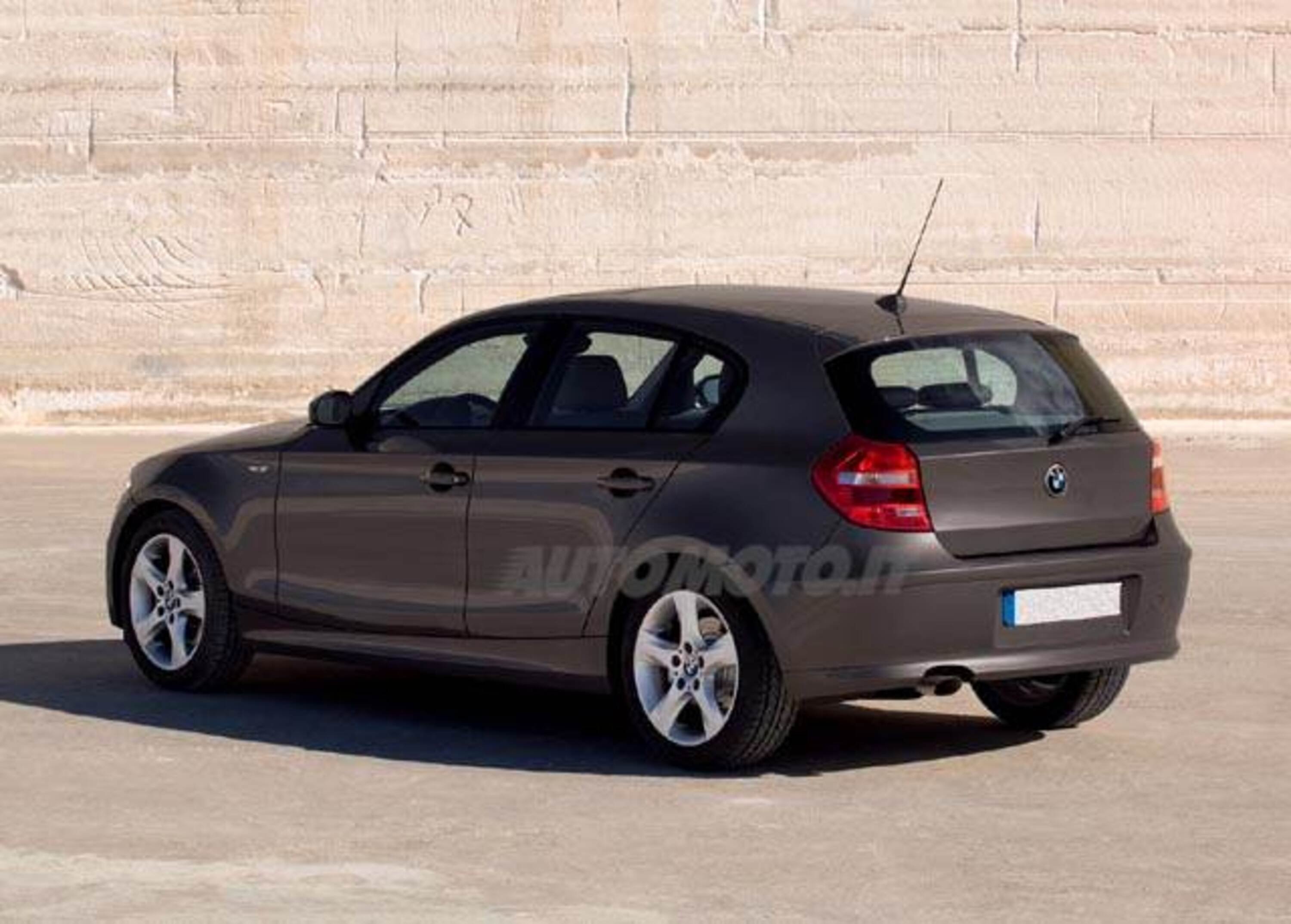 BMW Serie 1 118d cat 5 porte DPF: prezzo e scheda tecnica 
