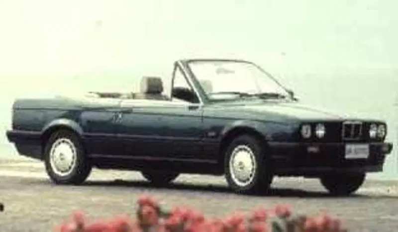 BMW Serie 3 Cabrio 320i let