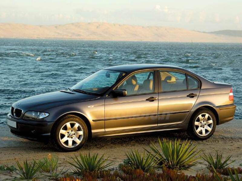 BMW Serie 3 330d turbodiesel cat 4 porte 