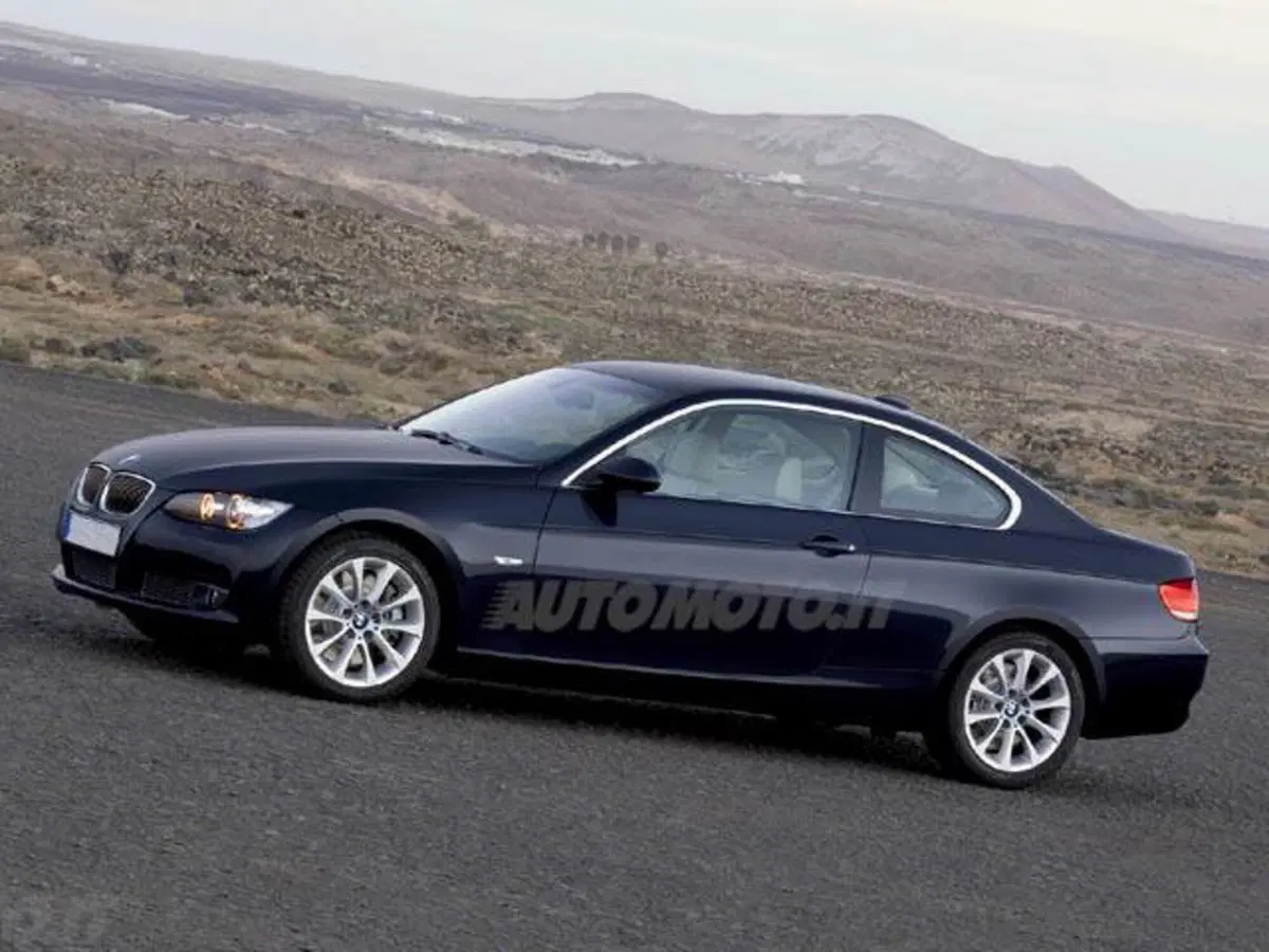 BMW Serie 3 Coupé 330xd cat  Attiva