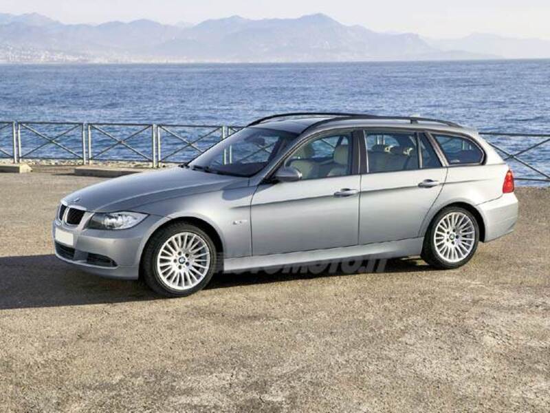 BMW Serie 3 Touring 330xi cat  Attiva 