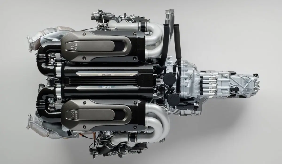 Bugatti Chiron, il motore in scala 1:4 è un capolavoro (3)