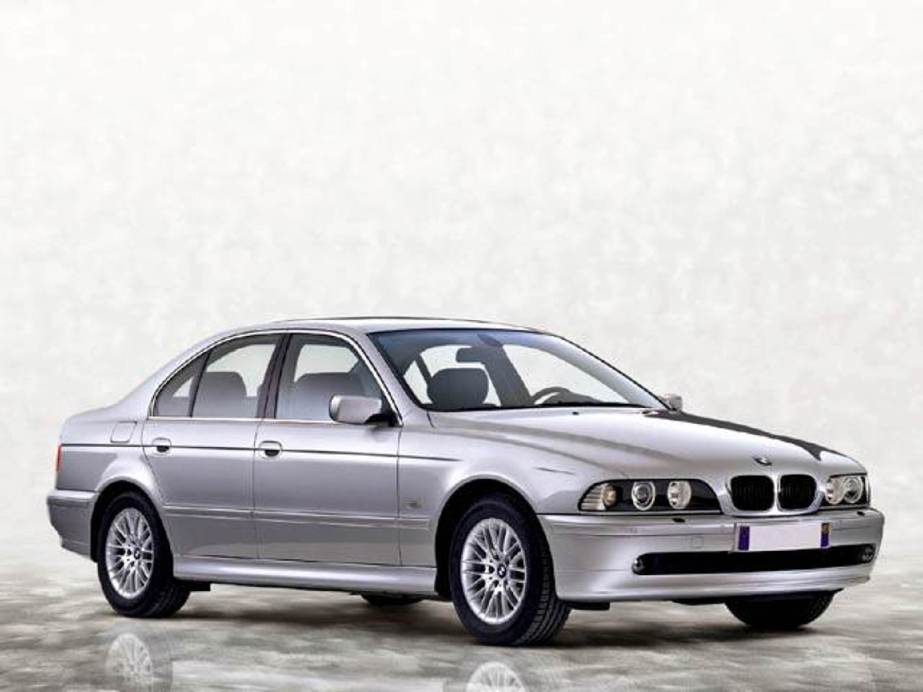 BMW Serie 5 520i cat Titanium 