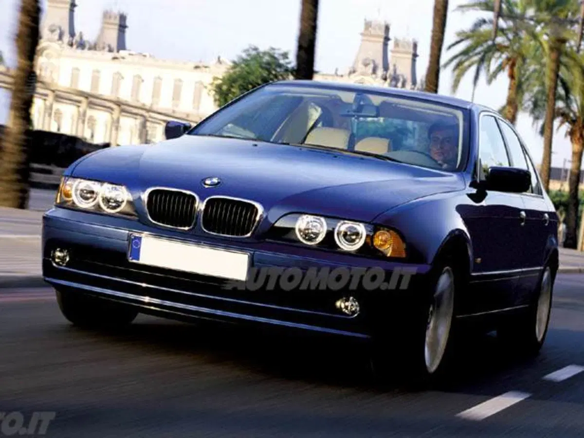 BMW Serie 5 525i cat Attiva