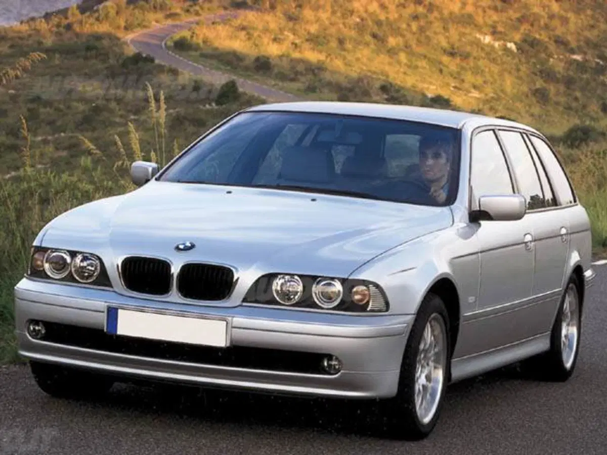BMW Serie 5 Touring 530i cat  Attiva