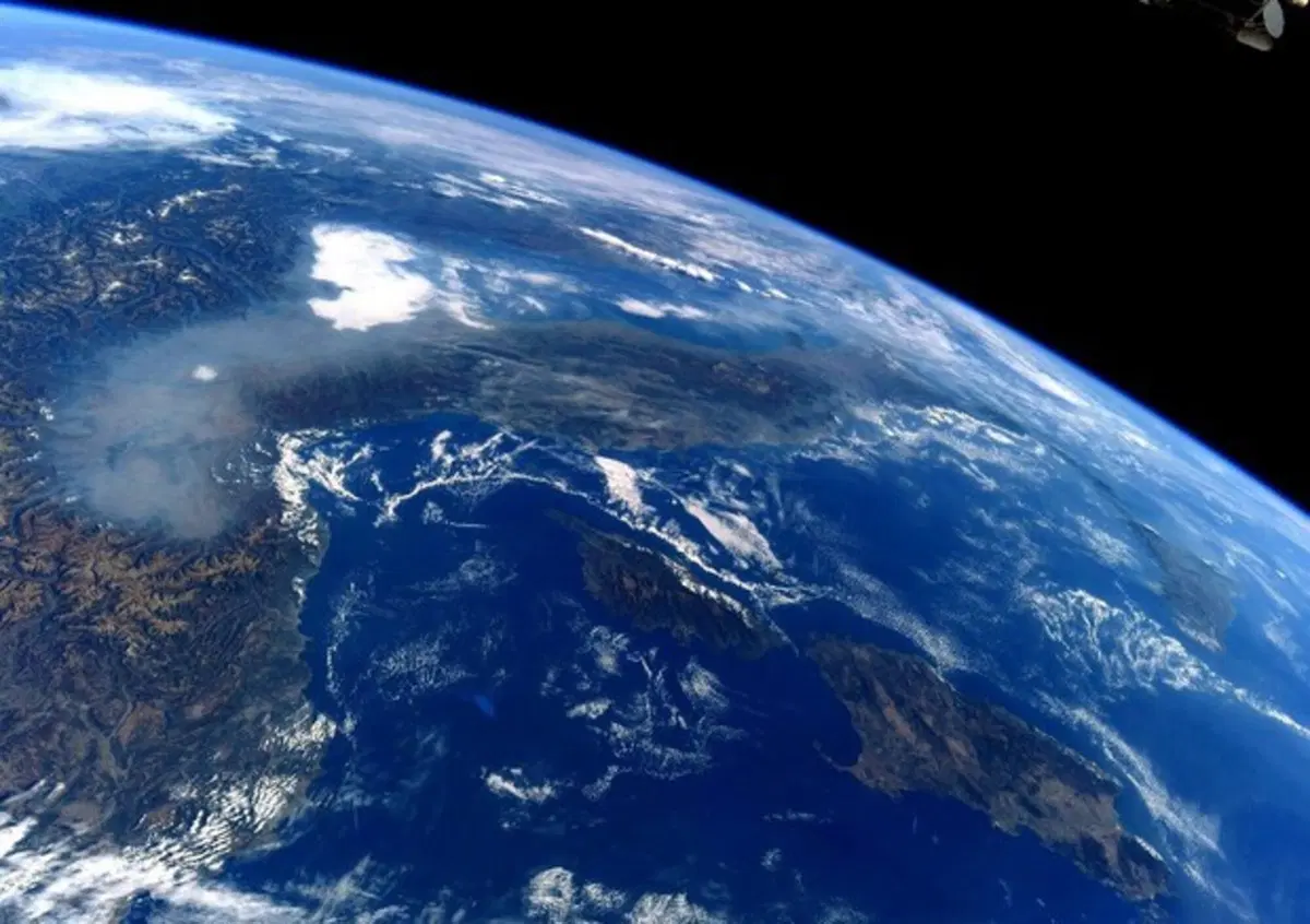 Smog visibile dallo spazio? La foto scattata dall'astronauta Nespoli