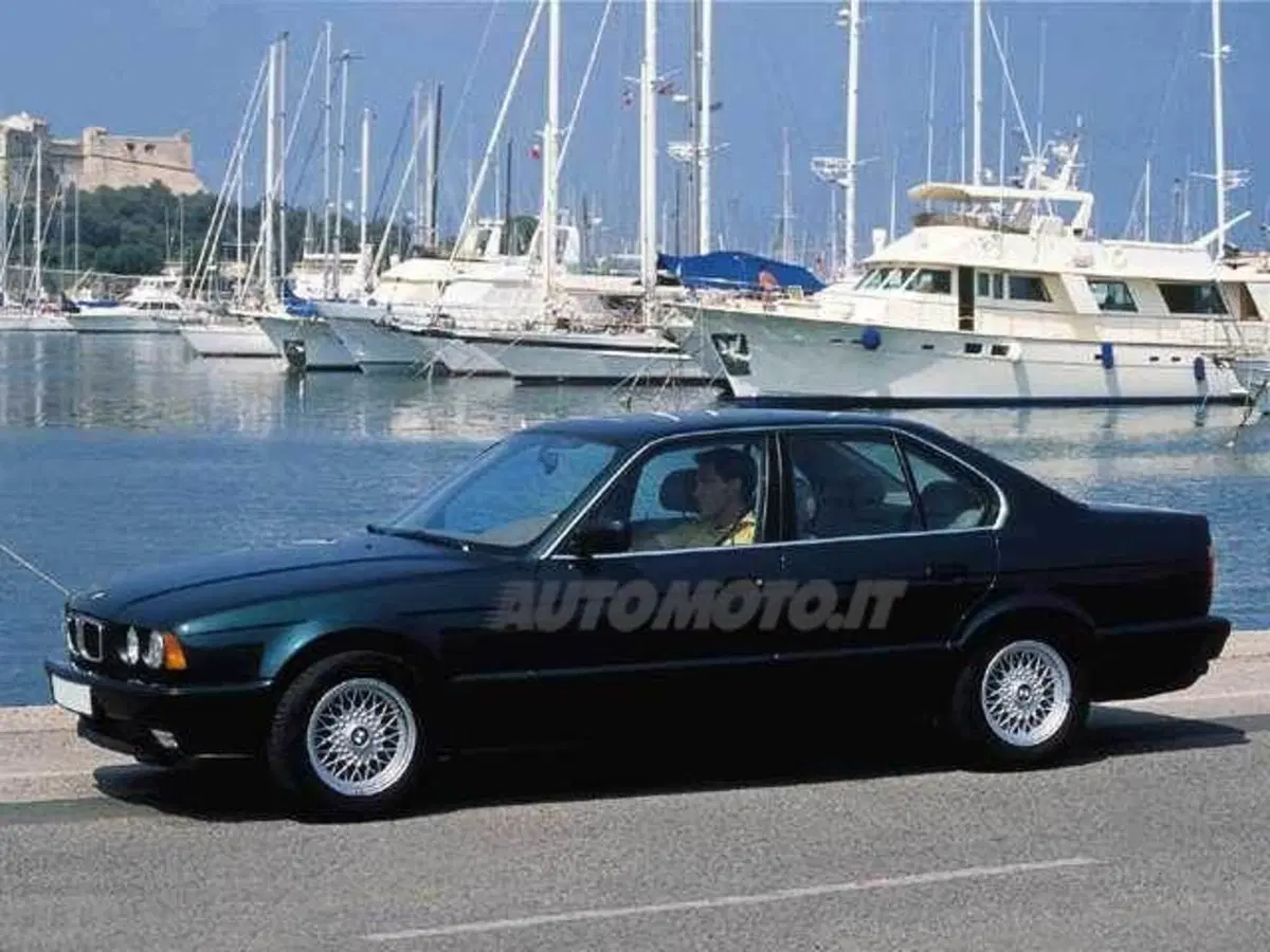 BMW Serie 5 525i 24V cat Europa