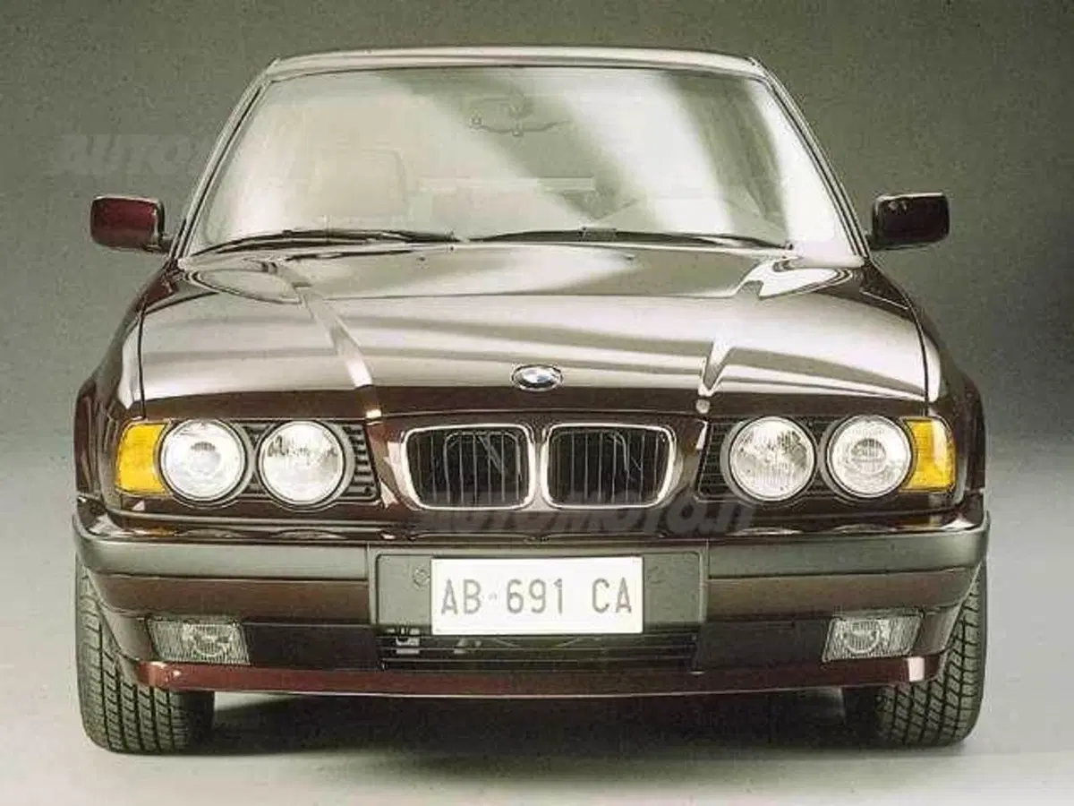 BMW Serie 5 530i V8 cat