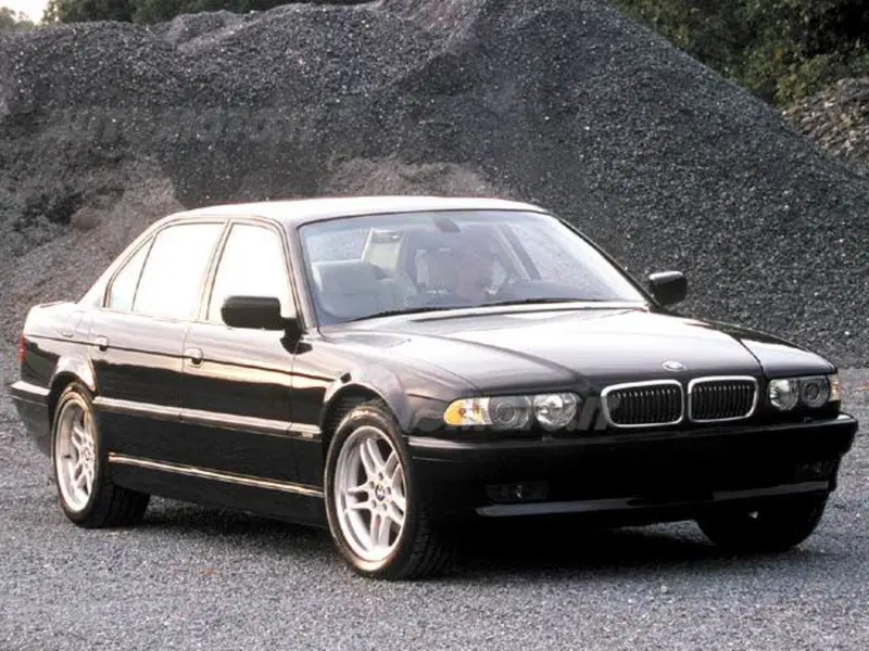BMW Serie 7 750i cat L