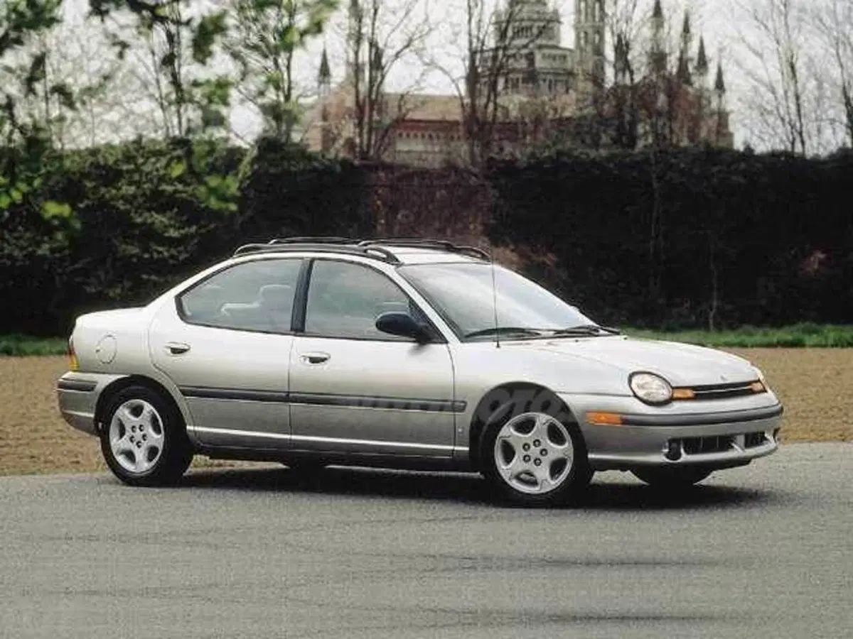 Chrysler Neon 2.0i 16V (SOHC) cat 4 porte LE