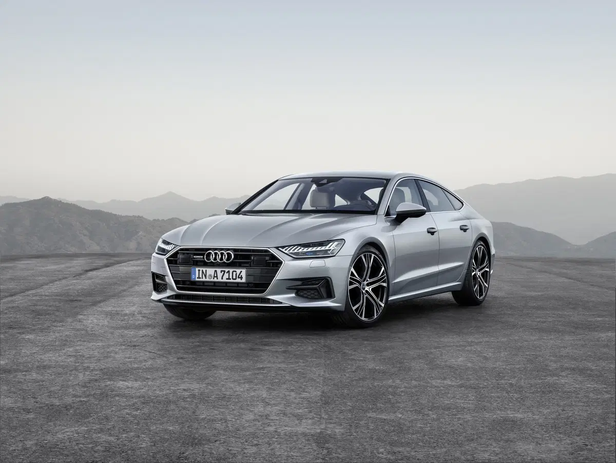 Audi A7 Sportback, ecco la nuova generazione (12)