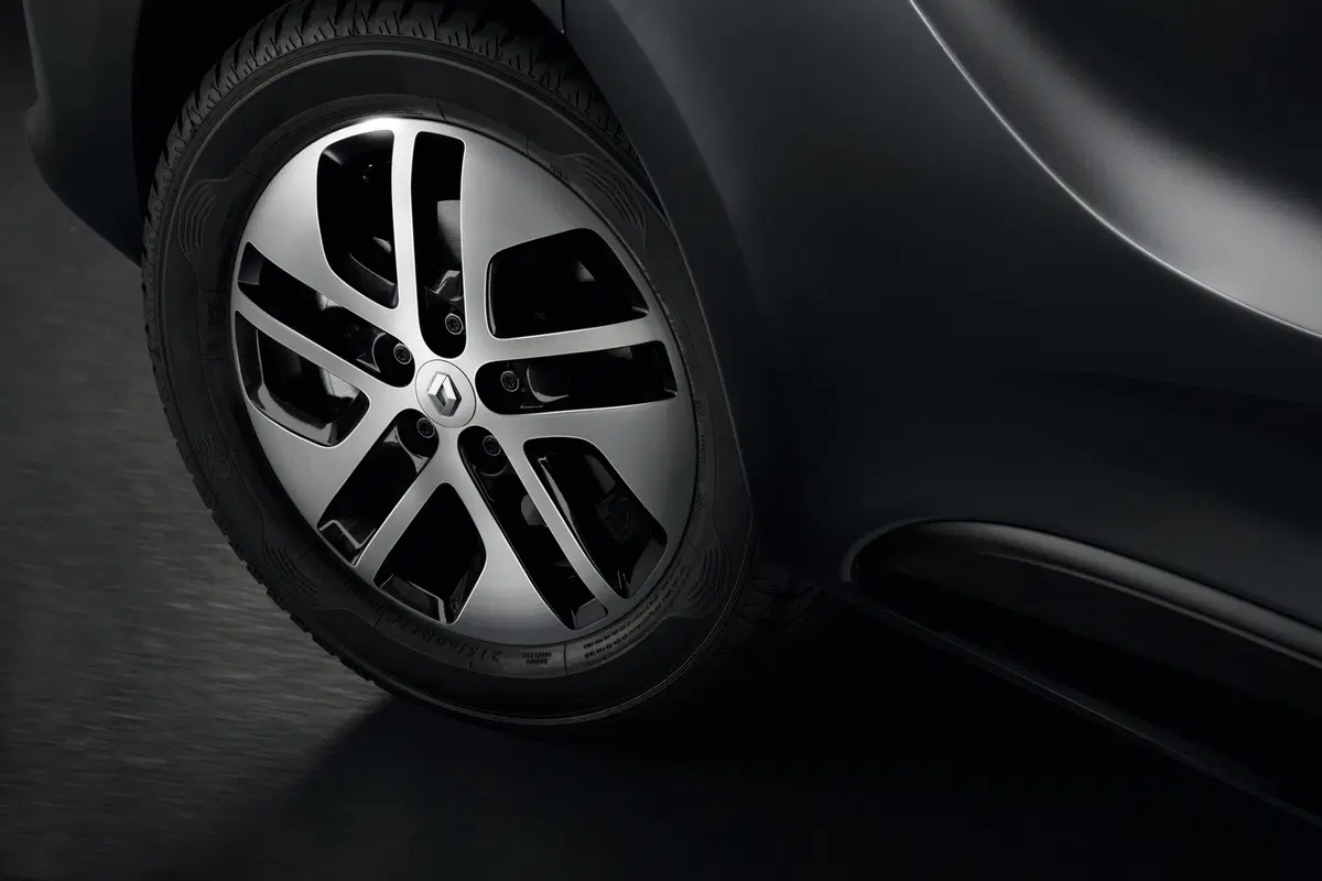 Nuovo Renault Trafic SpaceClass, Viaggiare in business (13)