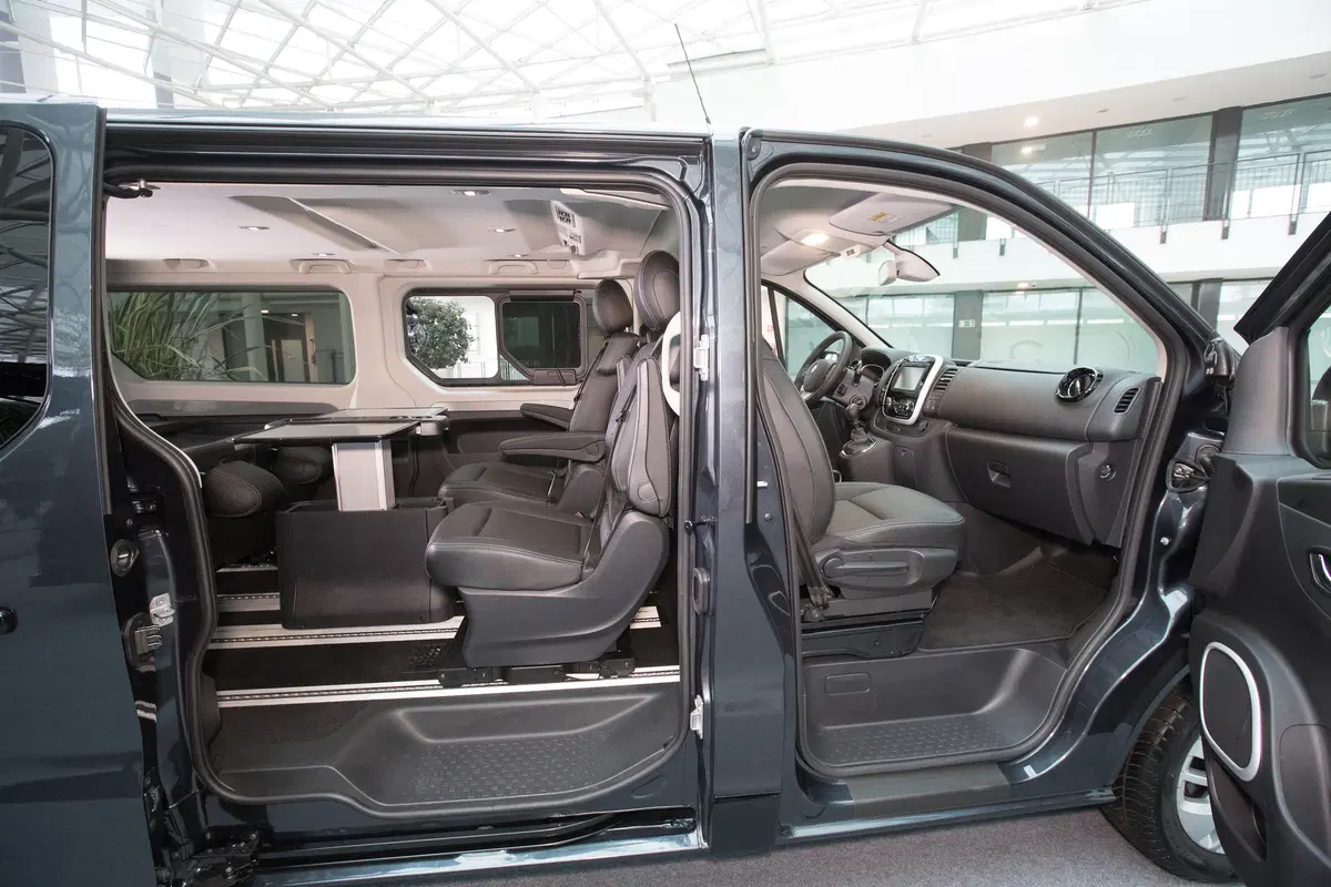 Nuovo Renault Trafic SpaceClass, Viaggiare in business (26)
