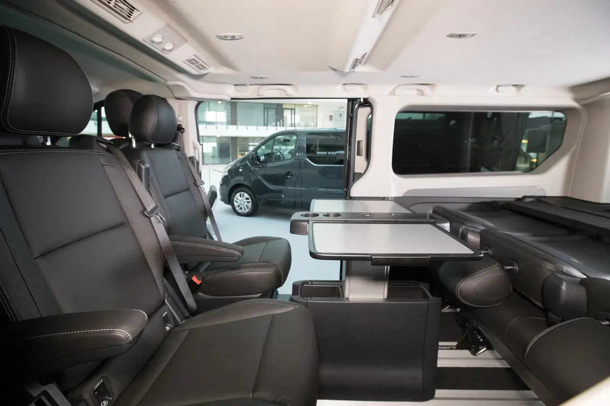 Nuovo Renault Trafic SpaceClass, Viaggiare in business (27)