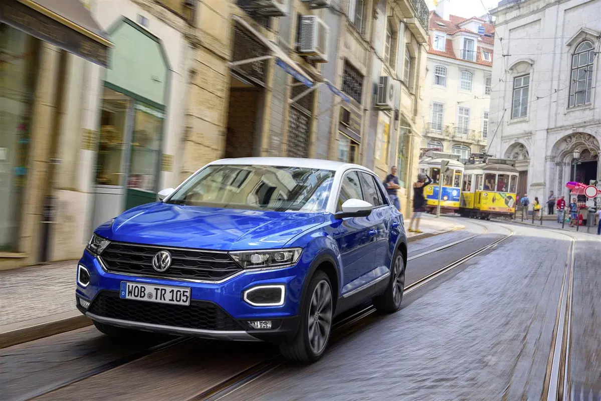 Volkswagen T-Roc [Video primo test] (8)