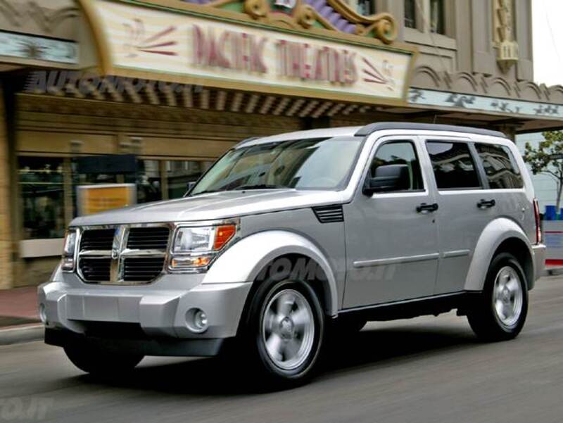 Dodge Nitro 2.8 CRD DPF SE 2WD