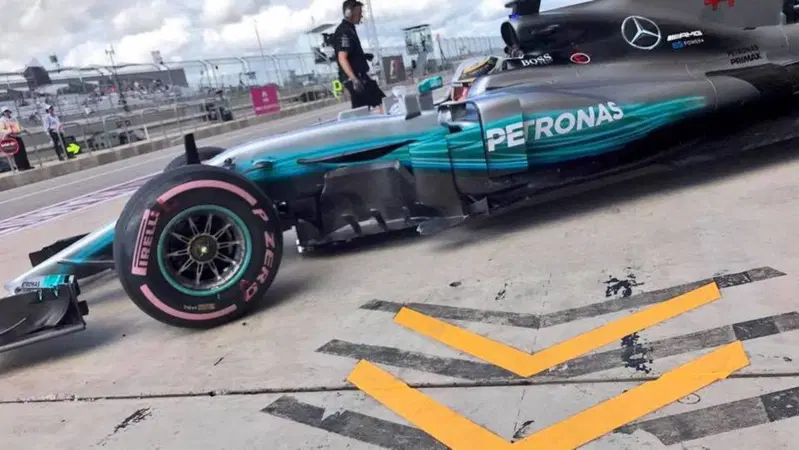 F1, GP USA 2017, FP3: Hamilton al top