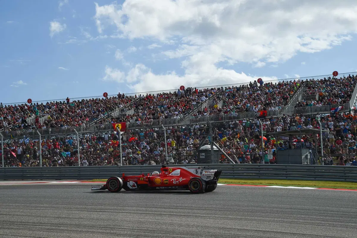 F1, GP USA 2017: pole per Hamilton. Secondo Vettel (28)