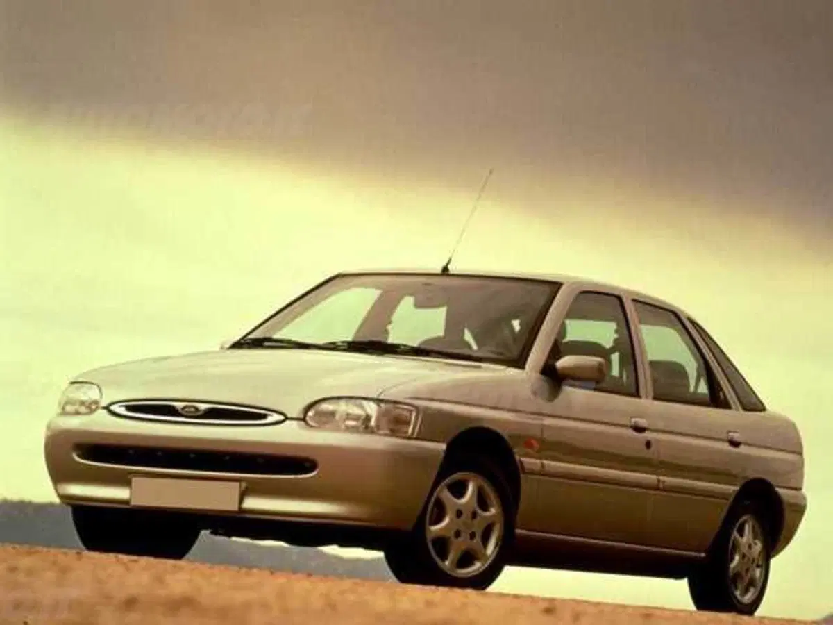 Ford Escort/Orion 1.6i 16V cat 5 porte Ghia
