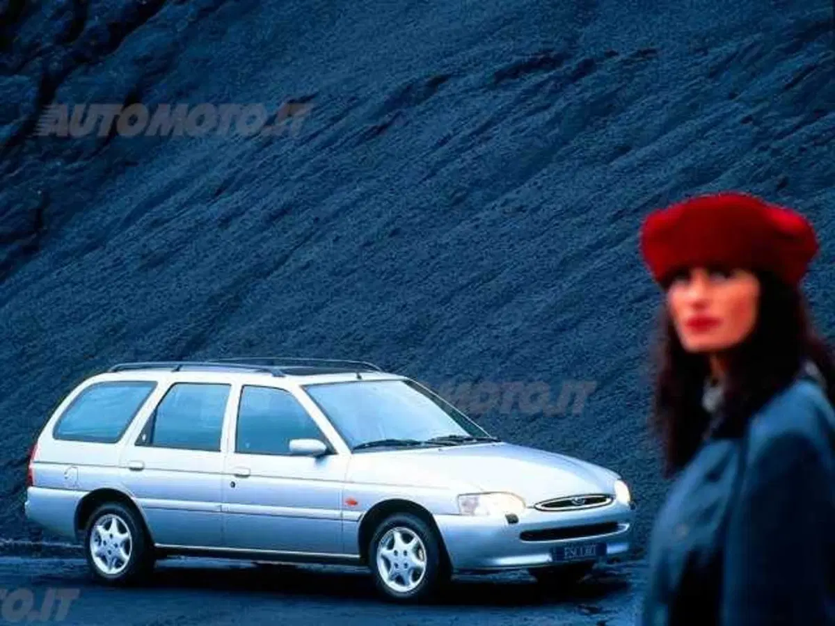 Ford Escort/Orion Station Wagon 1.8 turbodiesel S.W. Ghia