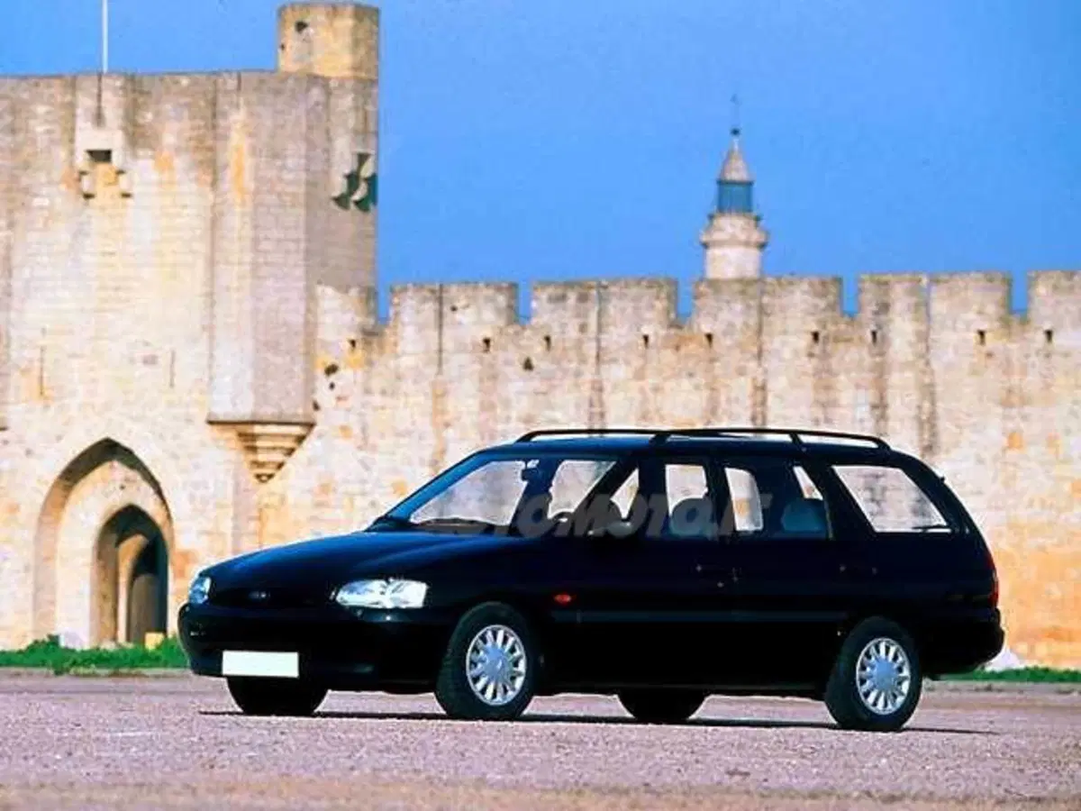 Ford Escort/Orion Station Wagon 1.8i 16V cat S.W. Explorer