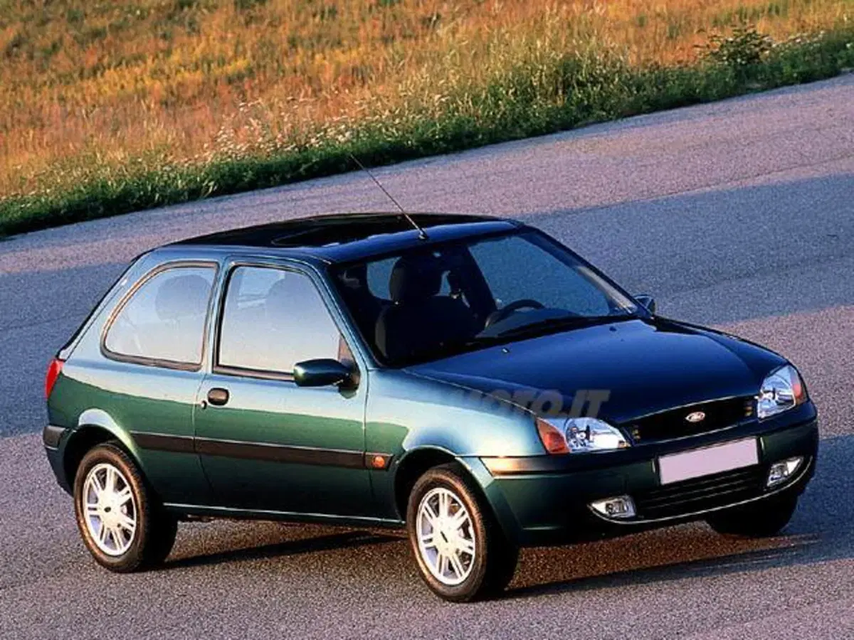 Ford Fiesta 1.2i 16V cat 3 porte Zetec