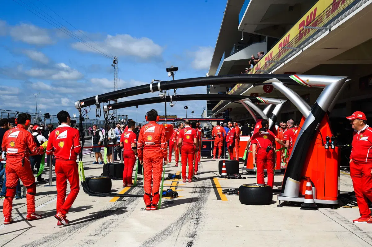 F1, GP USA 2017: vince Hamilton, secondo Vettel. Mercedes campione del mondo costruttori (12)