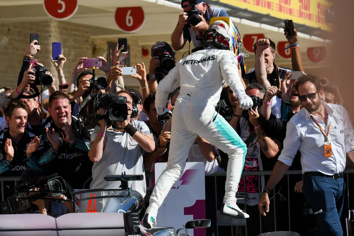 F1, GP USA 2017: vince Hamilton, secondo Vettel. Mercedes campione del mondo costruttori (42)
