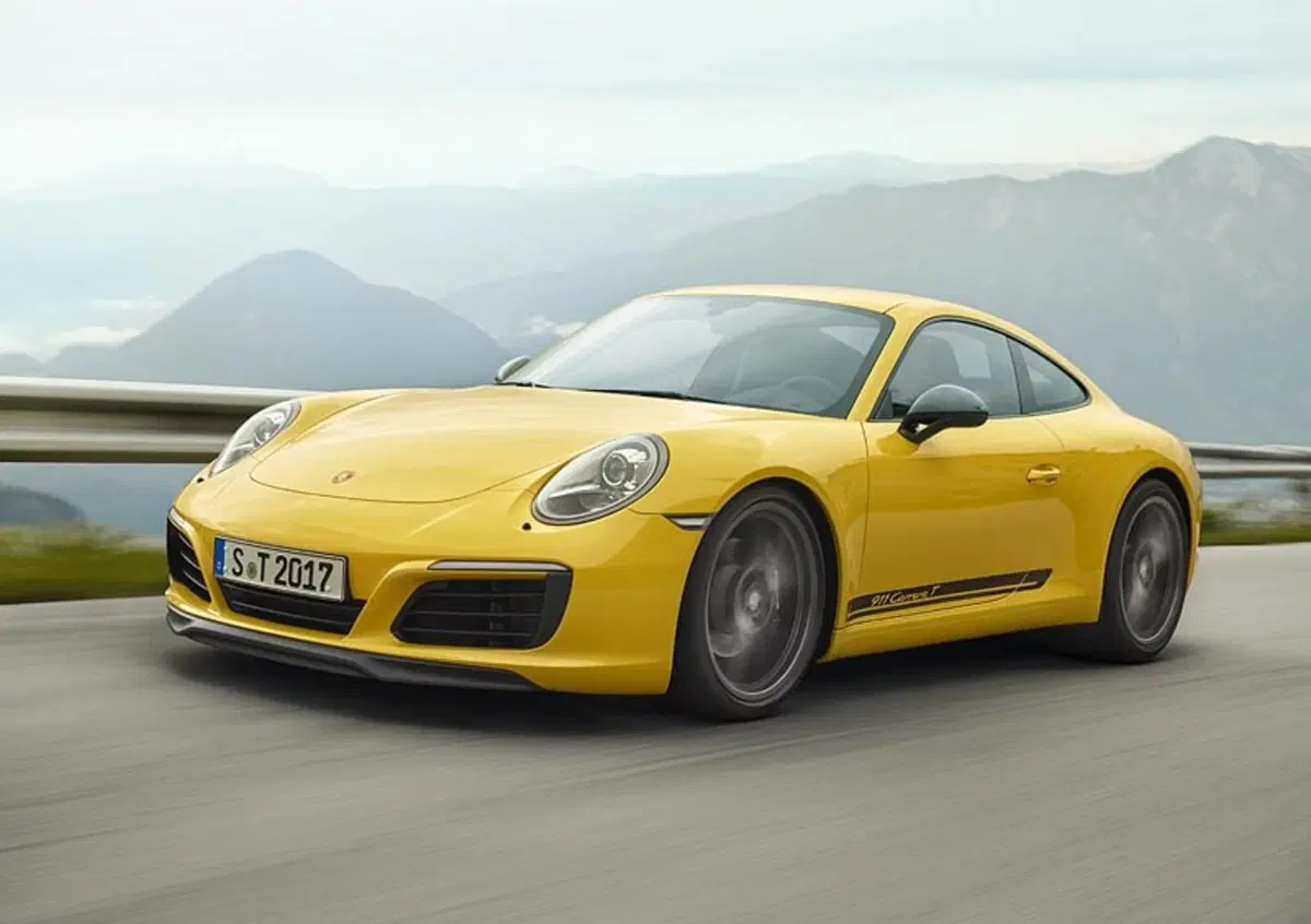 Porsche 911 Carrera T, la &ldquo;sessantottina&rdquo;