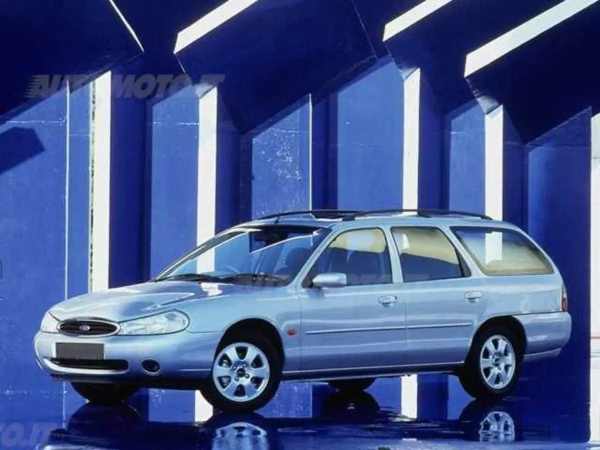 Ford Mondeo Station Wagon 1.8 turbodiesel cat S.W. Ghia