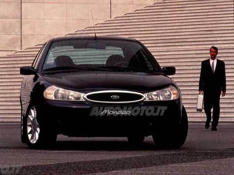 Ford Mondeo 2.0i 16V cat 4 porte