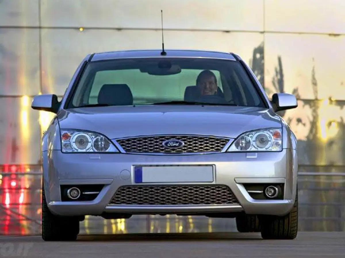 Ford Mondeo 2.0i 16V cat 5p. Tit.