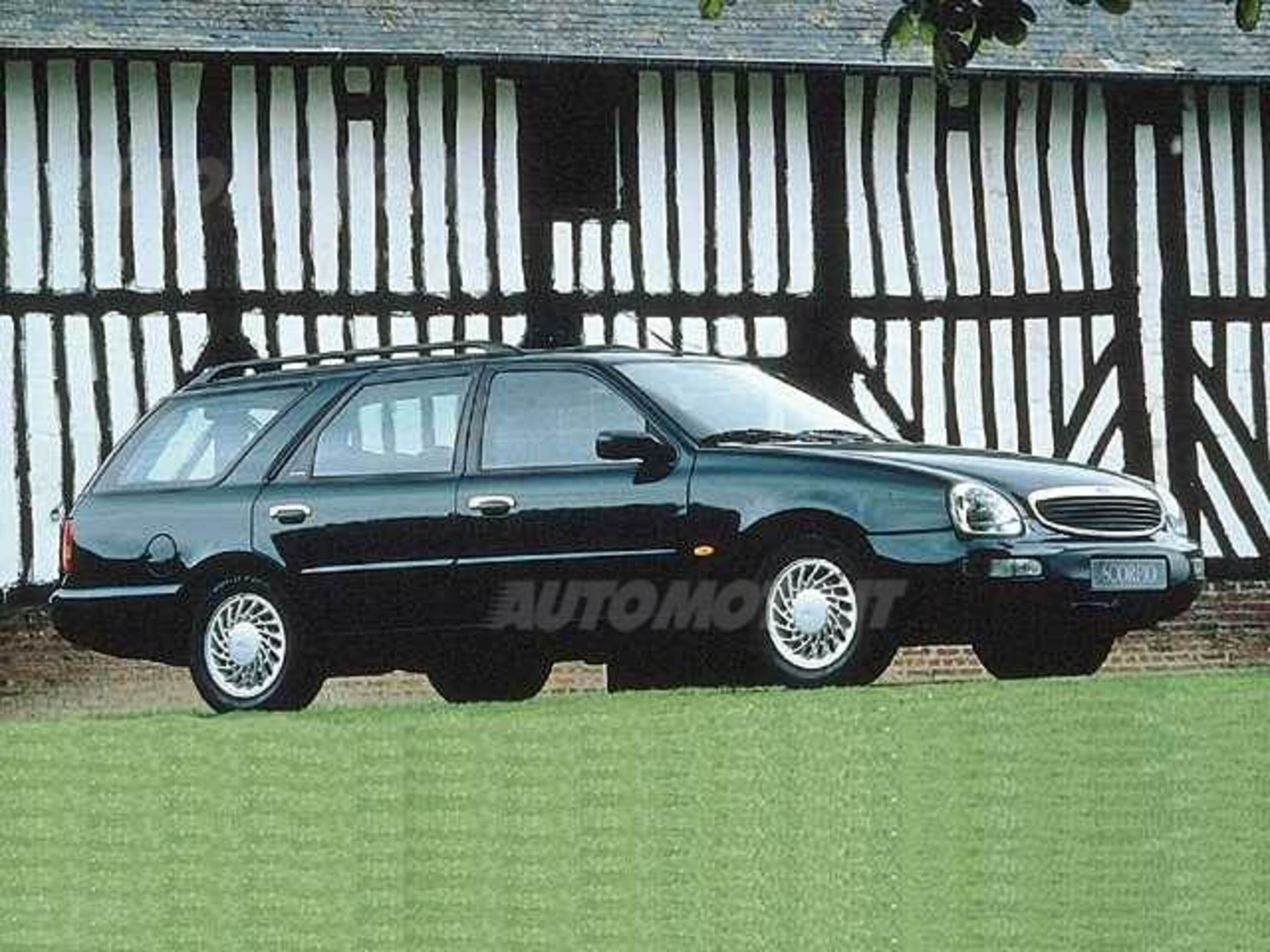 Ford Scorpio Station Wagon 2.0i 16V cat S.W. Grand Luxe 