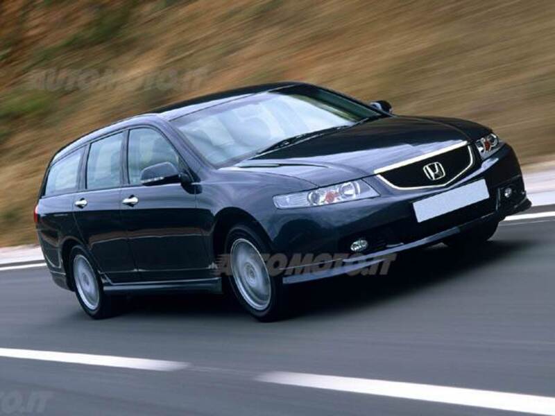 Honda Accord Station Wagon 2.0 i-VTEC Tour. Sport