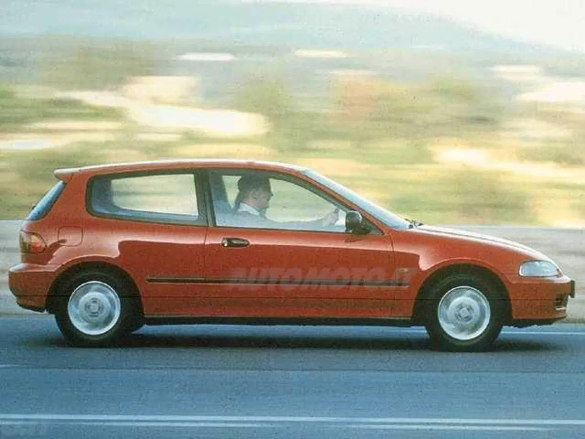 Honda Civic 1.6 16V cat 3 porte VTi
