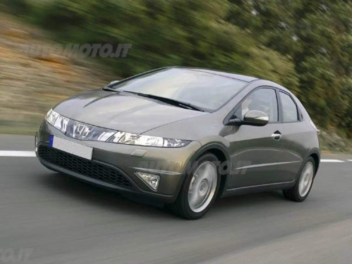 Honda Civic 2.2 i-CTDi 5p. Executive