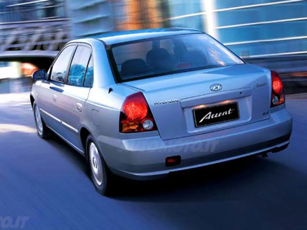 Hyundai Accent 1.3i 12V cat 4 porte GL Clima