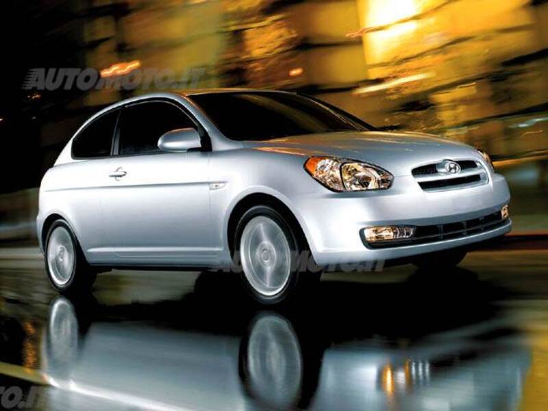 Hyundai Accent 1.4 3p. Dynamic