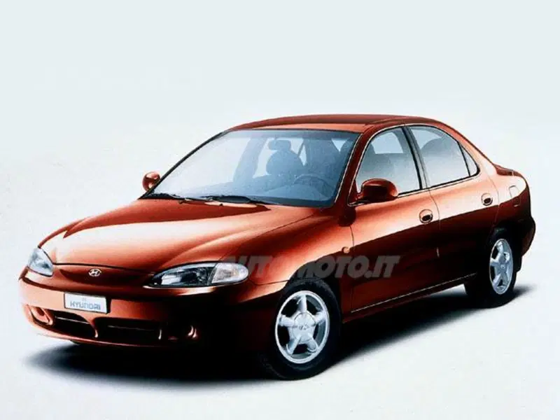 Hyundai Lantra/Elantra 1.5i 12V cat GL