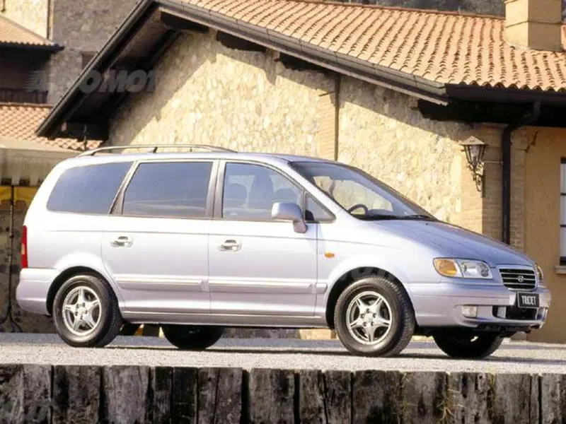Hyundai Trajet 16V Active