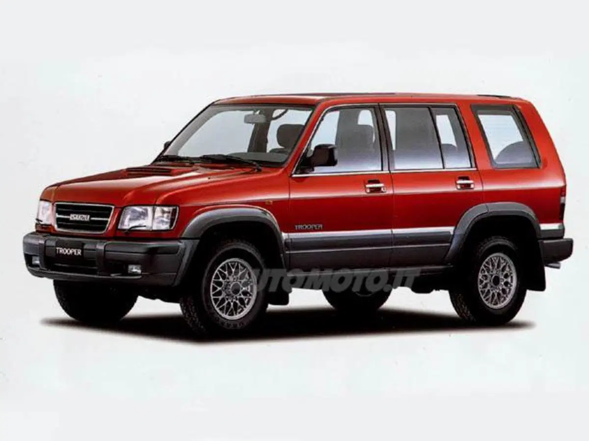 Isuzu Trooper 3.0 16V TDI cat 5 porte LS