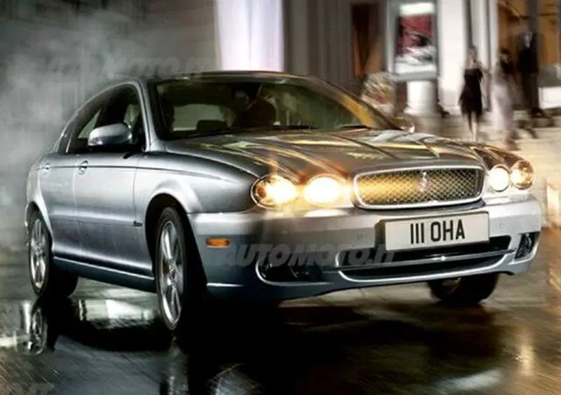 Jaguar X-Type (2001-10)