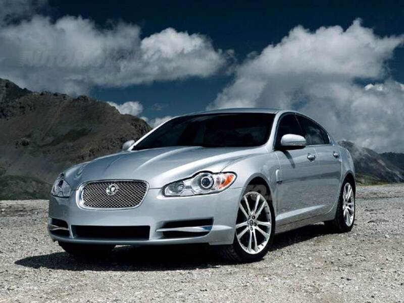 Jaguar XF 2.7D V6 Luxury 