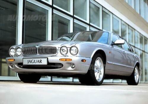Jaguar XJ (1997-03)