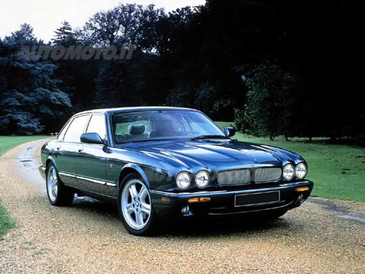 Jaguar XJR 4.0 cat Super Charged